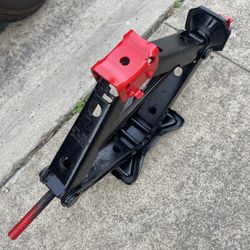 Scissor Jack, 3 Ton/ 6613 lbs. Scissor Car Jack, 3.7 in.-17.1 in.Lifting Range Scissor Lift Jack with Spindle Handle.  