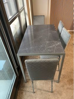 Dining table with 4 chairs for sale