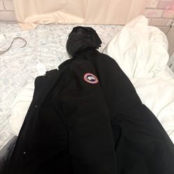 Canada Goose Trench Coat