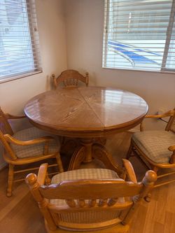 Round table