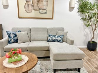 Sectional Couch 🛋