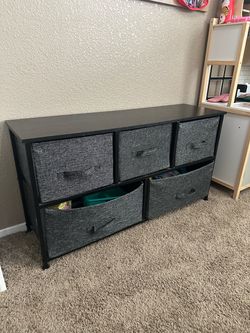 Soft drawer dresser