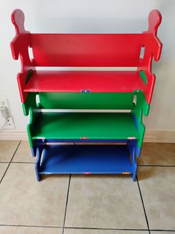 Kids shelf wood
