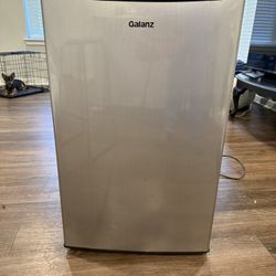 Mini Fridge With Freezer