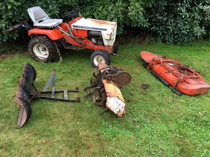 1973 Simplicity Sovereign 3416H garden tractor with implements
