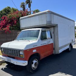 1990 Ford E-350 Diesel 15FT Box Truck