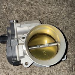07 - 14 Tahoe Throttle Body