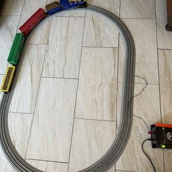 LIONEL ELECTRIC TRAIN SET