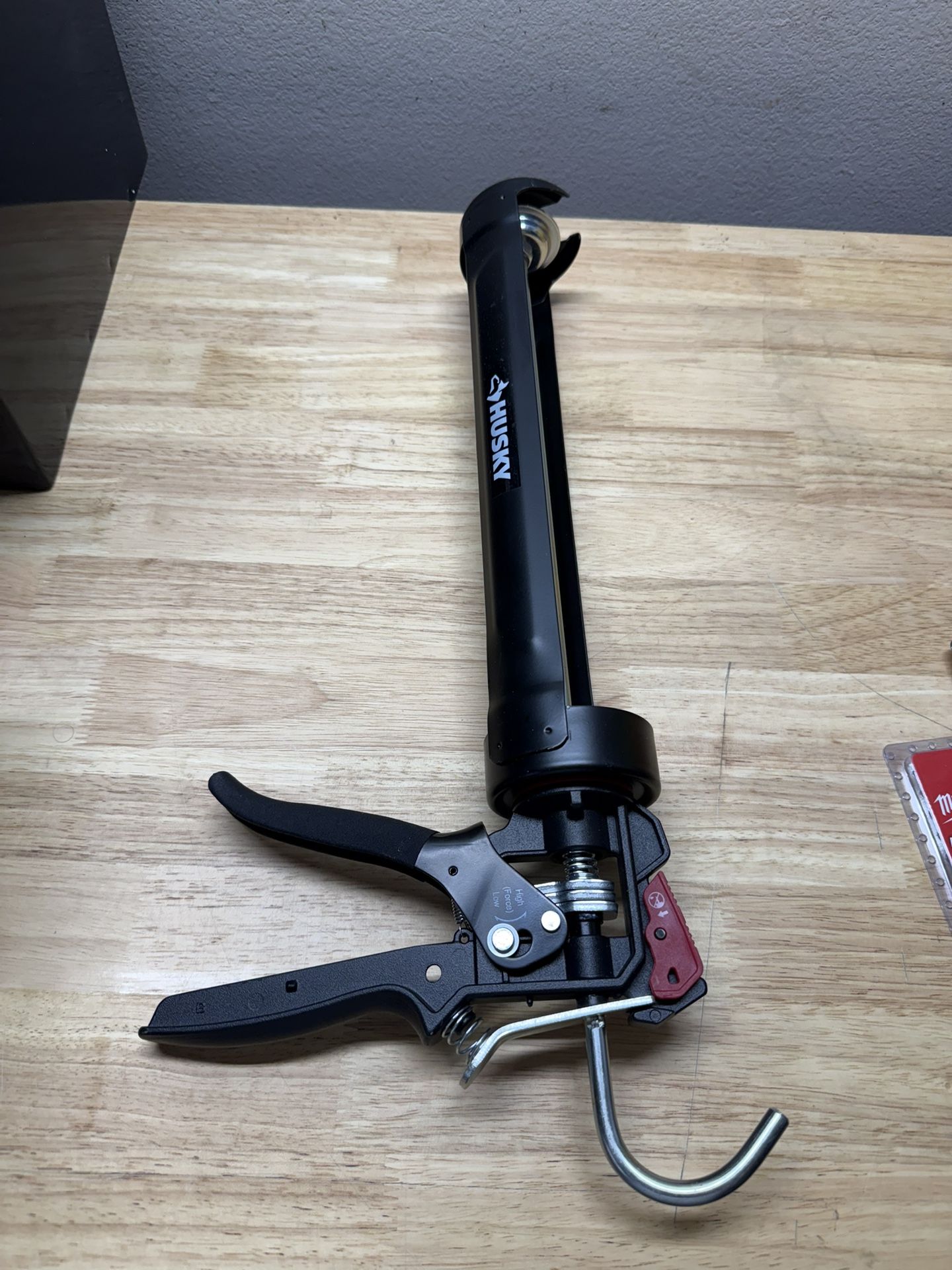 Husky 29 oz. Heavy-Duty High Leverage Drip Free Caulk Gun