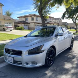 2014 Nissan Maxima 
