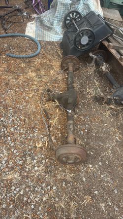 1965 mustang rear end 4 lug