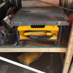 DeWalt tablesaw