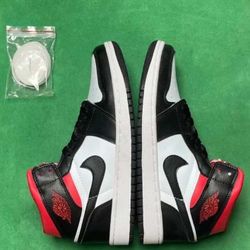 Nike Air Jordan 1 Sneakers
