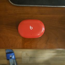 Beats Studio Buds