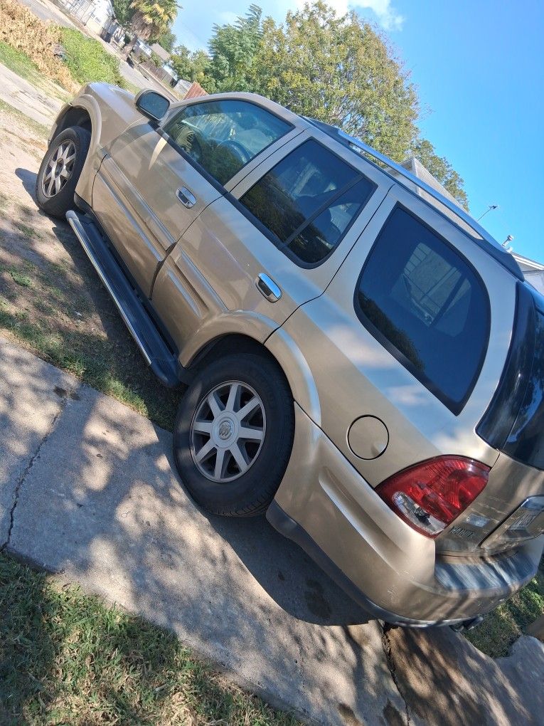 2006 Buick Rainier