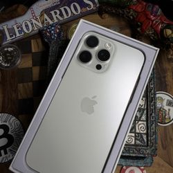 Iphone 15 Pro Max 256GB Silver Unlocked