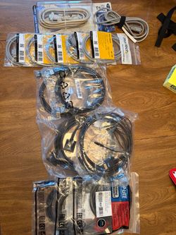 14 Piece Bundle!!  Tripp-Lite and StarTech Cable Lot - HDMI, VGA, DisplayPort