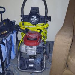 Black Max 3300psi 2.4 Gpm