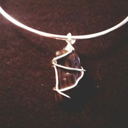 Silver Choker With Floating Pendant 