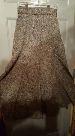 Vintage long skirt by Happy Legs, size 11 or 9, waist 28, length 42