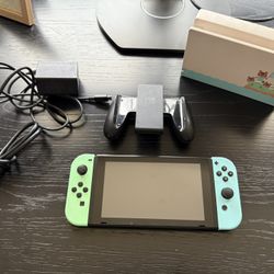 Nintendo Switch HAC-001(-01) Animal Crossing: New Horizon Special Edition - 32GB