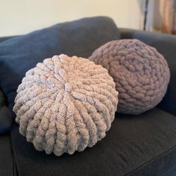 Chunky Hand-Knit Pillow Poofs