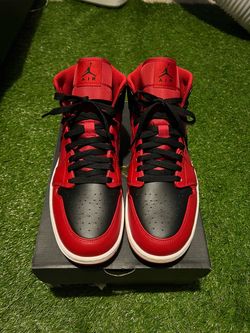 Air Jordan bred mid 1s retro red black