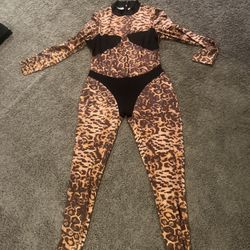 Body Fitting One Piece 