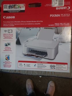 Brand new never used Canon PIXMA TS3722 printer