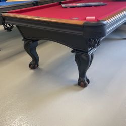 Beautiful Olhausen Pool Table 