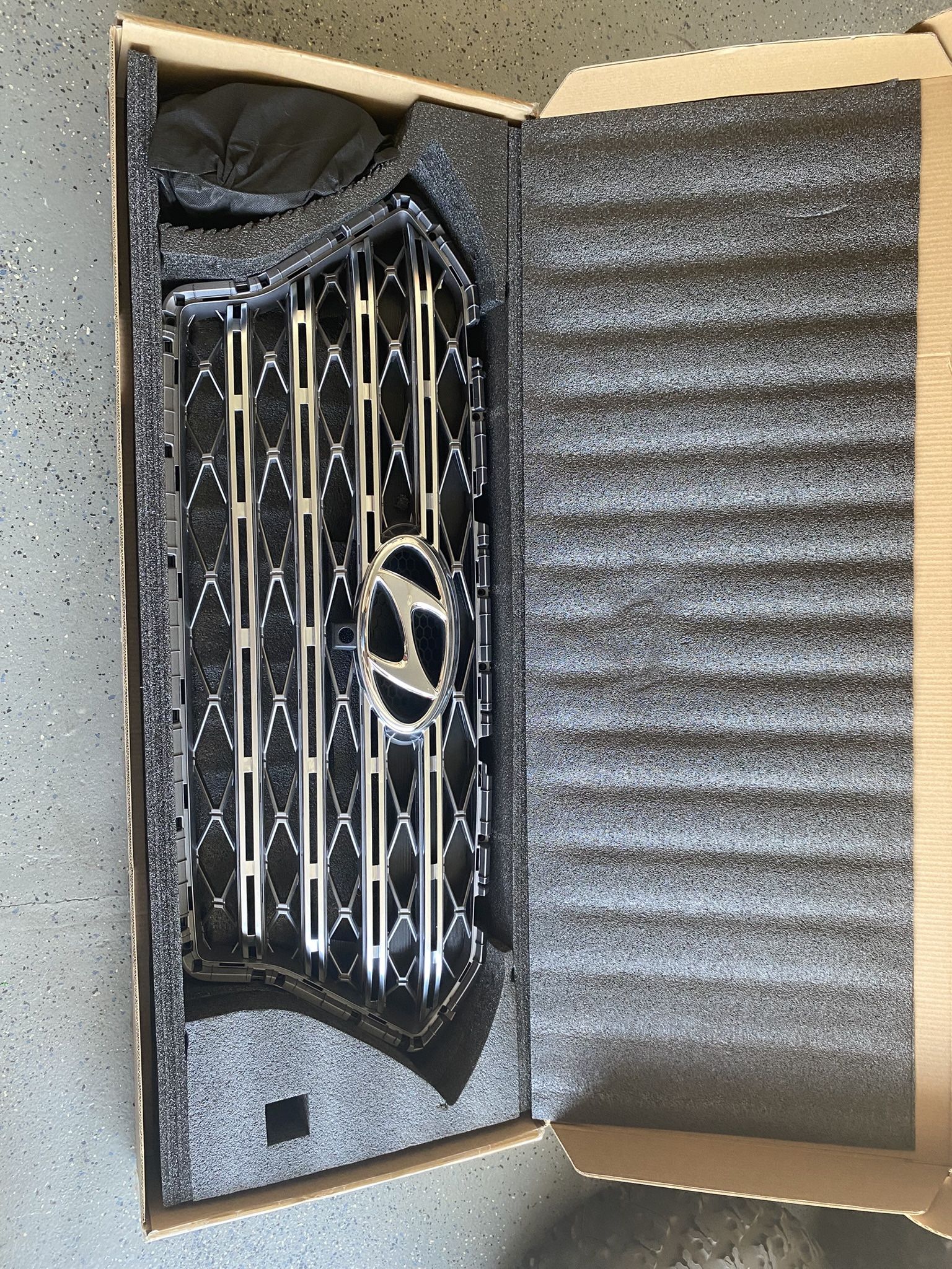 2020-2023 Hyundaic Palisade Front Grille Assembly OEMc