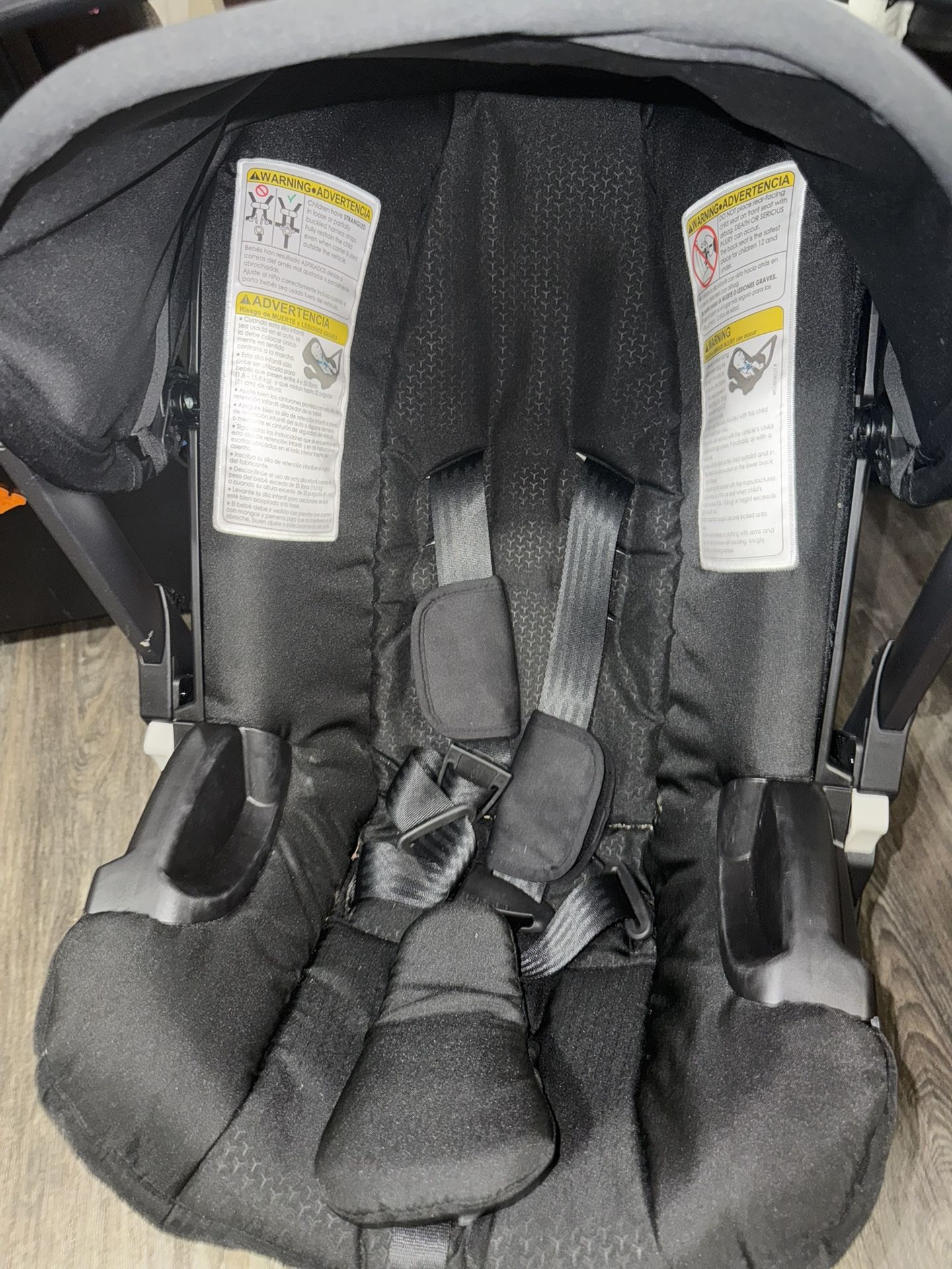 DOONA STROLLER/CAR SEAT