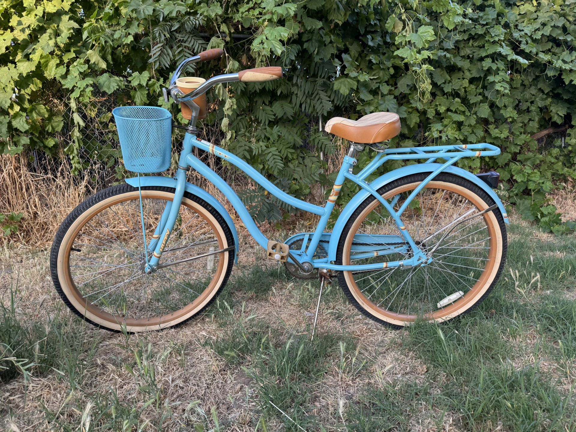 Huffy Nassau Beach Cruiser Bike