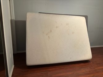 Free Queen Mattress & Box spring