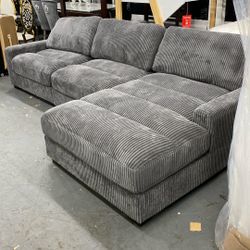 3 Piece Modular Sectional Was $2799 Now $900 Deep Seating Soft Cushy 