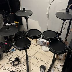 Alesis Turbo Mesh Drum Kit