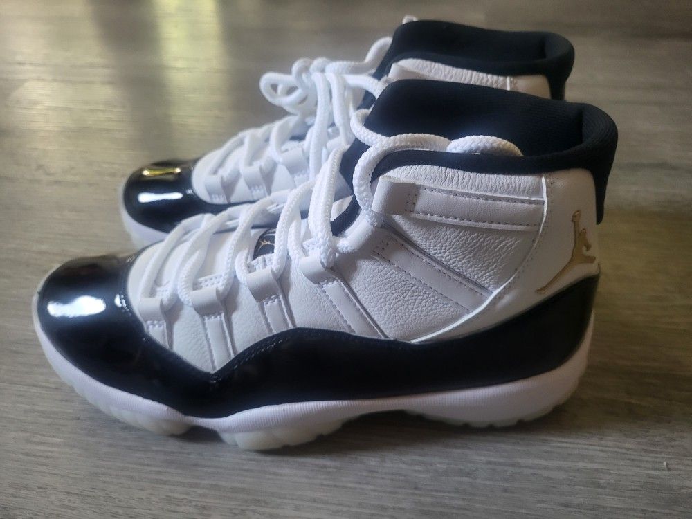 Air Jordan 11 "Gratitude" Sz. 9 DMP