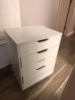 Free vanity side table