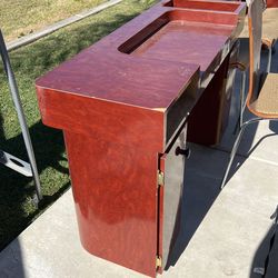 Nail Desk