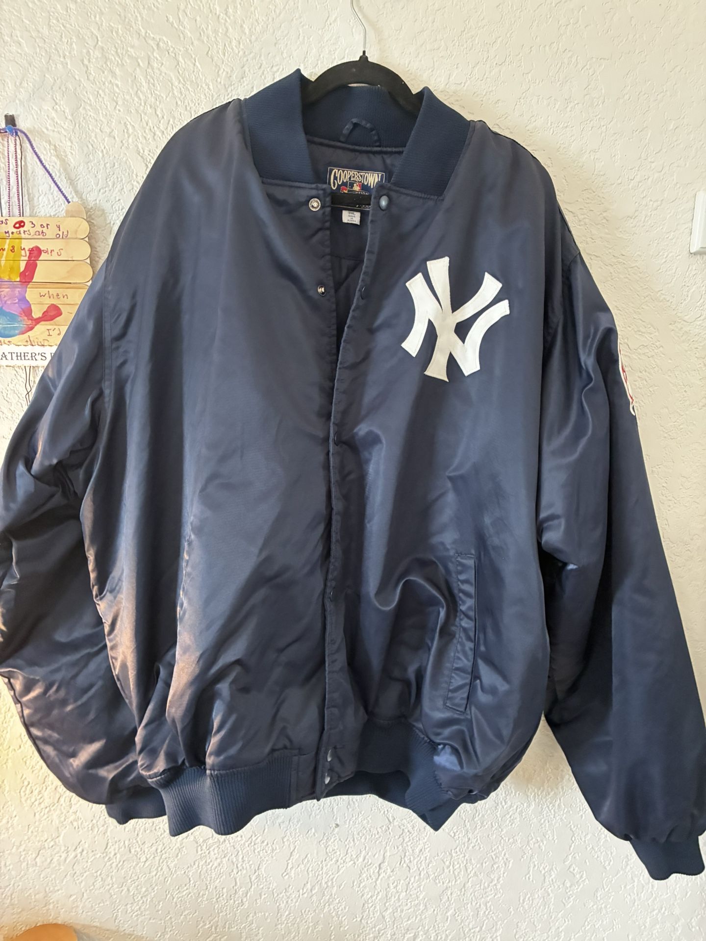 Vintage NY Yankees Satin Bomber Jacket – Majestic Cooperstown – 3XL (Made in Korea)