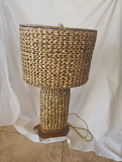 28 in Sea Grass Table Lamp