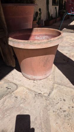 17x15 planter pot