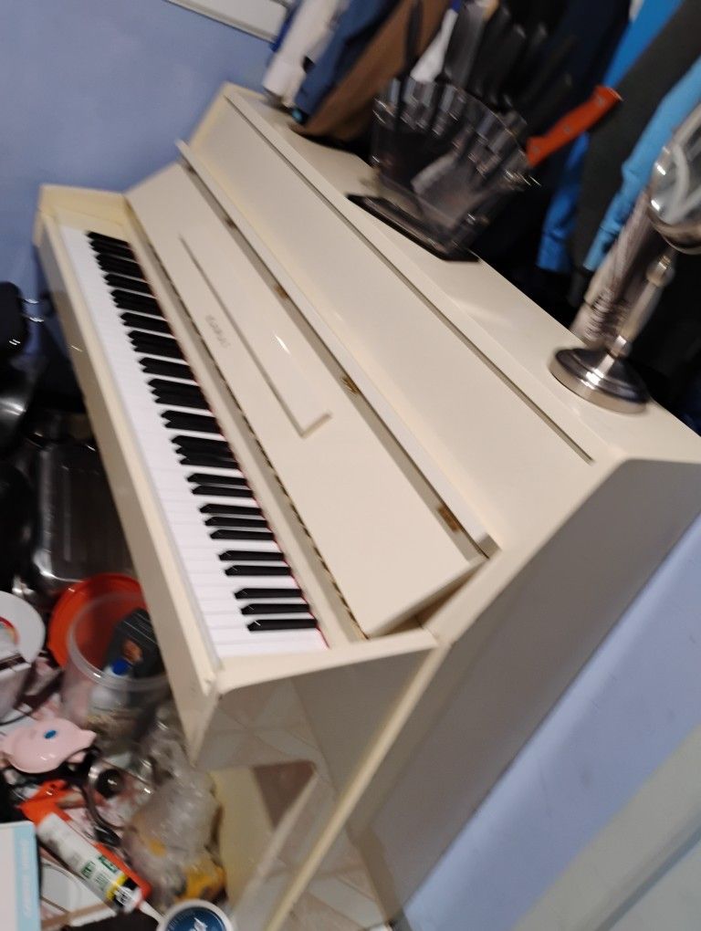 Kawai Piano