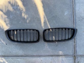 BMW Gloss Black Kidney Grills