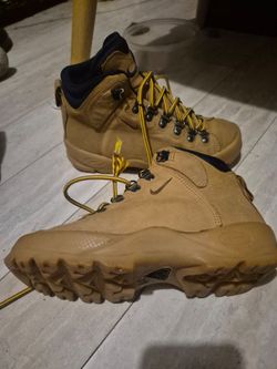 Nike boots