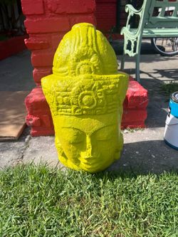 Buddha head statue