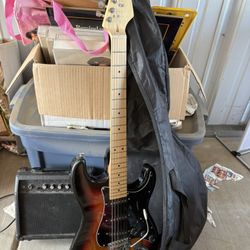 Electric Guitar With Speaker