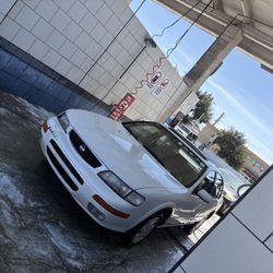 Nissan Maxima 1995