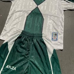 Uniforme completo para equipo de Futbol soccer en especial size XL