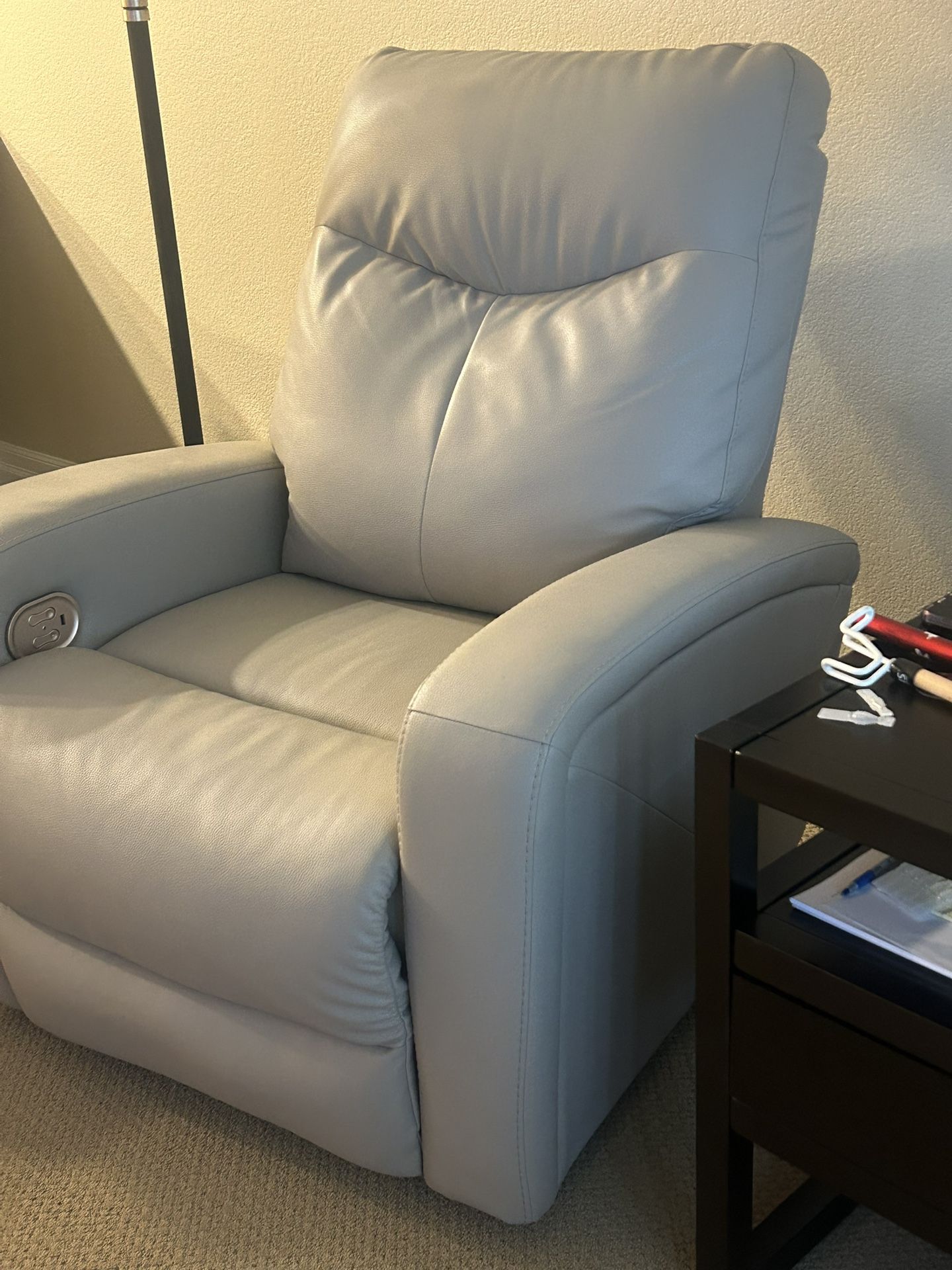 Electric Recliners